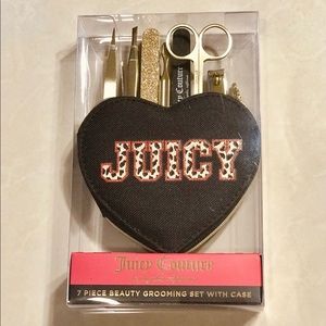 Juicy Couture 7 Piece Beauty Grooming Set